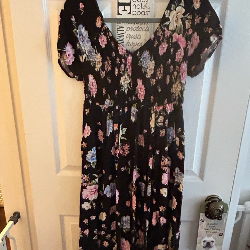 Vintage-y Torrid dress, black floral, size 0